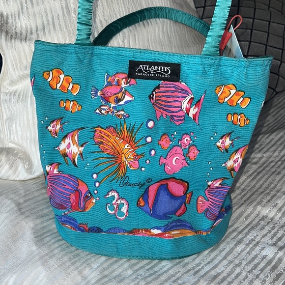 Atlantis Paradise Island Beach Tote Bag Beads Sequins and Satiny Aqua and Fish - Picture 6 of 17